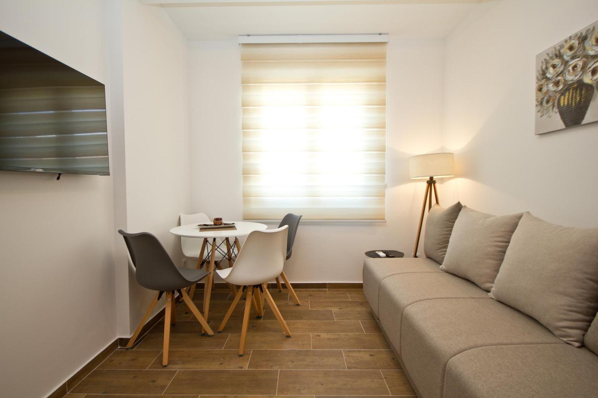 Igman Apartments Tivat Phòng bức ảnh